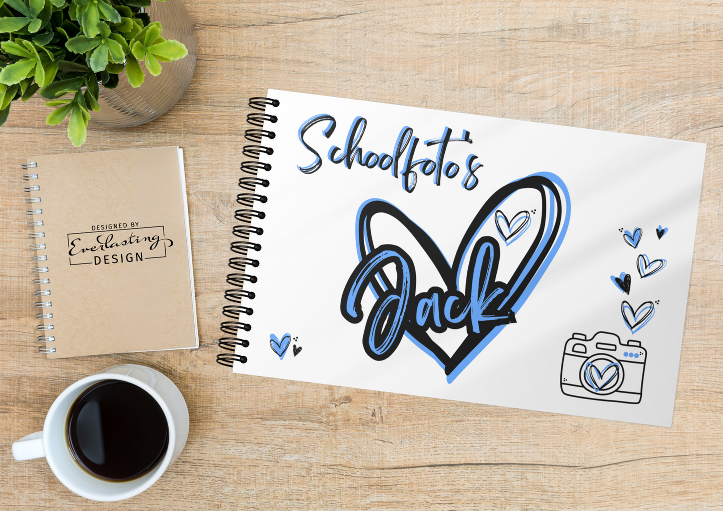 Schoolfotoboek Graffiti Hearts - A4 liggend - GEPERSONALISEERD